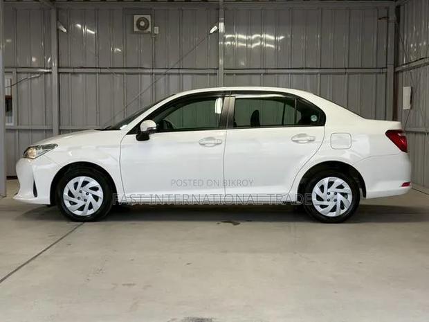 Toyota Axio 2022 White