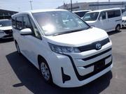 Toyota Noah 2022 Pearl for sale