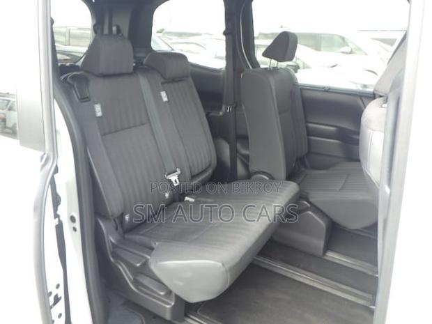 Toyota Noah 2022 Pearl