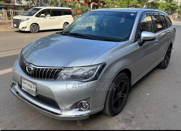 Toyota Corolla Fielder 1.5 Petrol FWD 2012 Silver