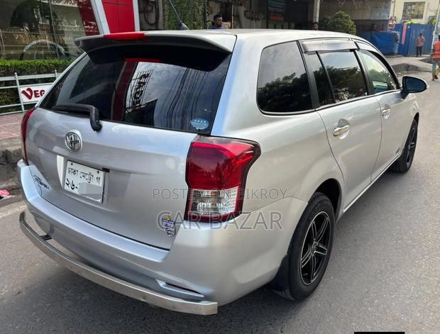 Toyota Corolla Fielder 1.5 Petrol FWD 2012 Silver