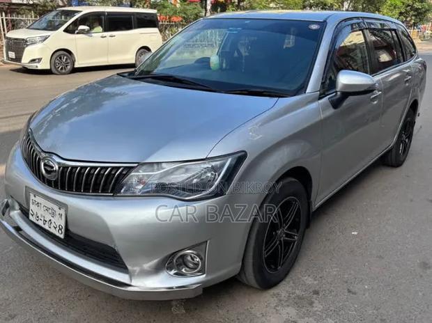 Toyota Corolla Fielder 1.5 Petrol FWD 2012 Silver