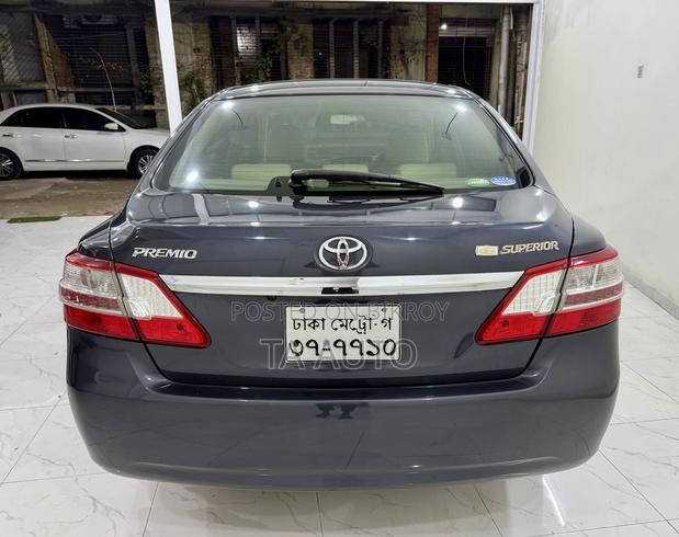 Toyota Premio 2014 Gray