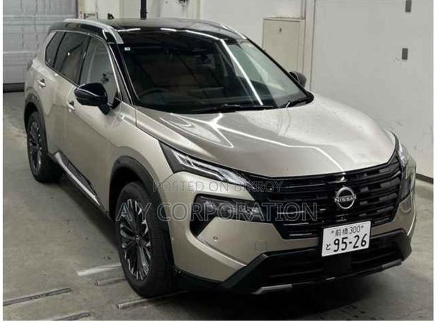 New Nissan X-Trail 2025 Gray