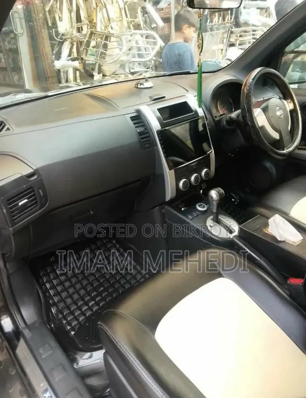 Nissan X-Trail 2011 Black