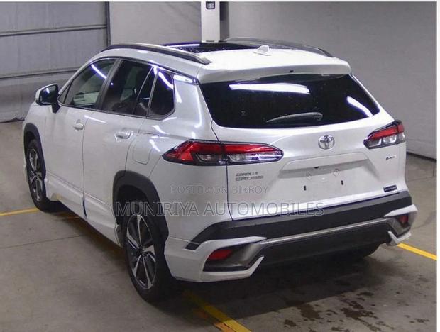 Toyota Corolla Cross 2024 Pearl