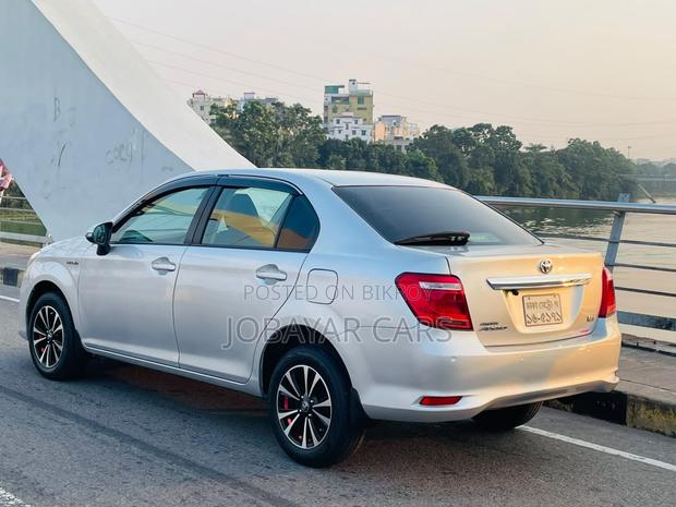 Toyota Axio 2018 Silver