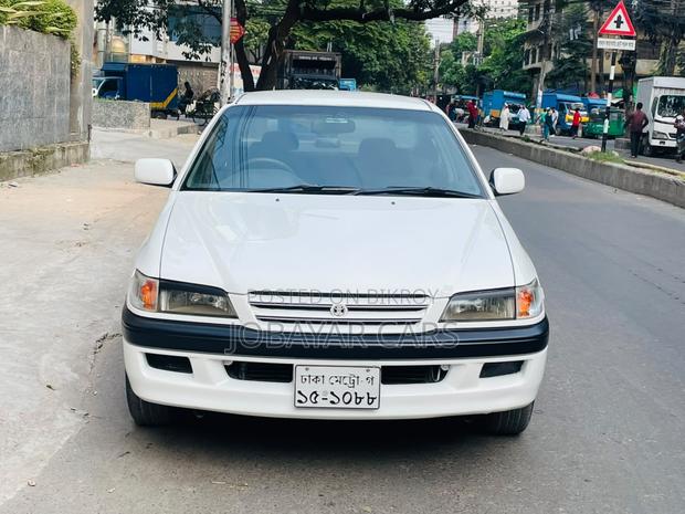 Toyota Corona 1997 Pearl
