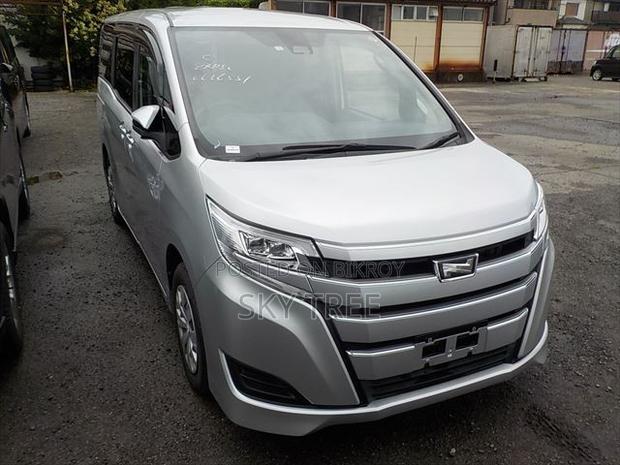 Toyota Noah 2020 Silver