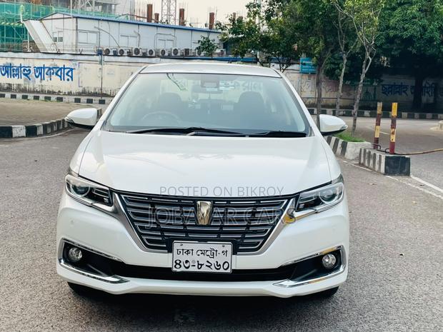 Toyota Premio 2016 Pearl