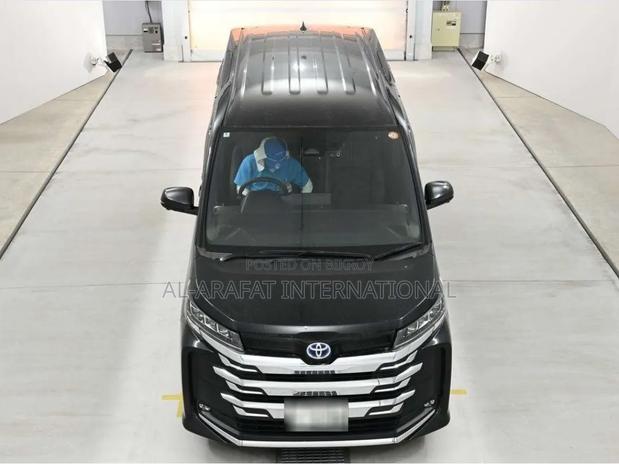 Toyota Noah 2022 Black