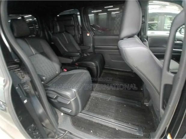 Toyota Noah 2022 Black