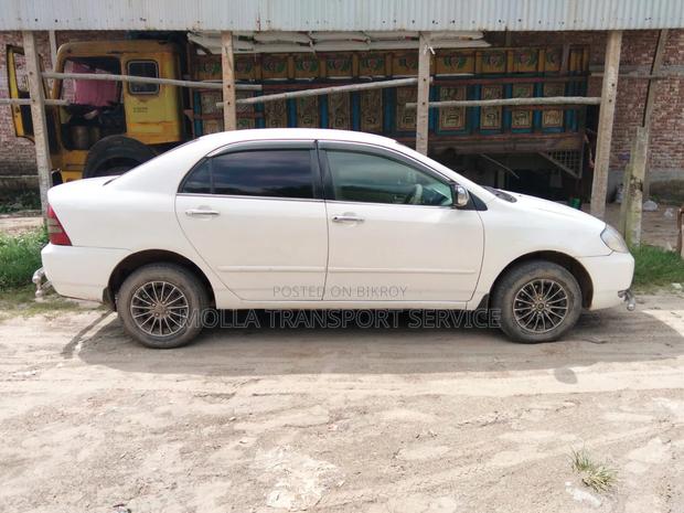 Toyota Corolla Sedan 2003 White