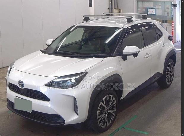 Toyota Yaris Cross 2021 Pearl