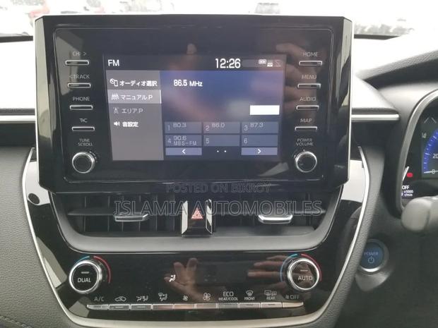 Toyota Corolla Cross 1.8 Hybrid FWD 2022 Pearl