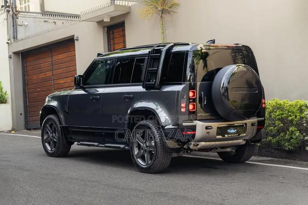 New Land Rover Defender 110 P300 S 2025 Matt Black