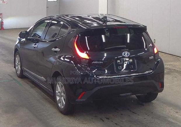 Toyota Aqua 2021 Black