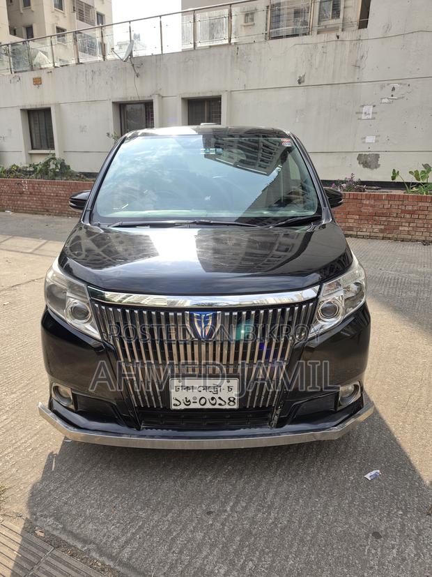 Toyota Esquire 2014 Black