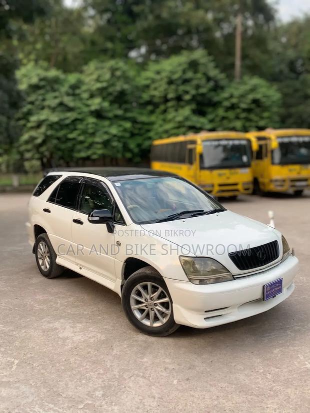 Lexus RX 300 4WD 1999 White