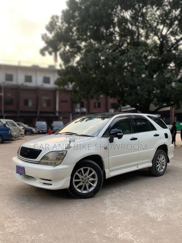 Lexus RX 300 4WD 1999 White