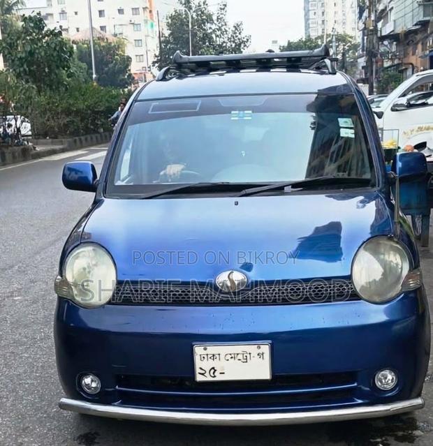 Toyota Sienta 1.5 FWD 2004 Blue