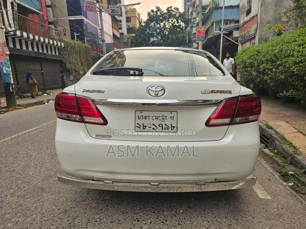 Toyota Premio 2017 Pearl