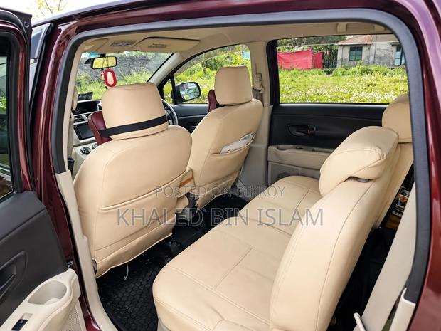 Toyota Passo Sette 2009 Maroon