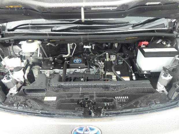 Toyota Voxy Hybrid S-Z 2WD 7-Seater 2022 Gray
