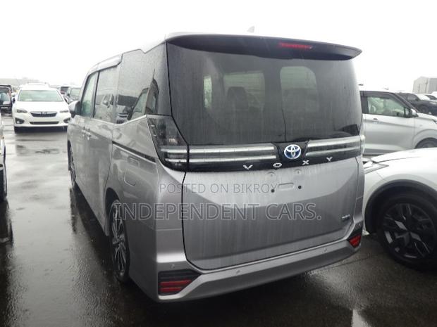 Toyota Voxy Hybrid S-Z 2WD 7-Seater 2022 Gray