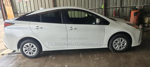 Toyota Prius 2020 Pearl