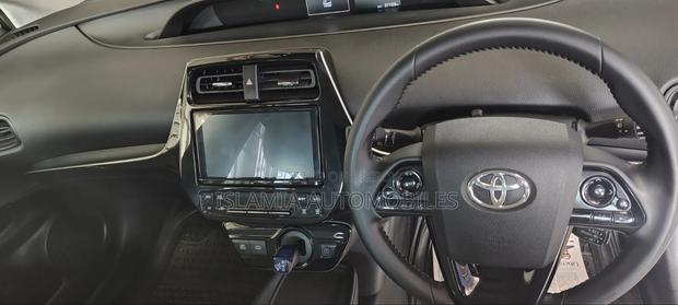 Toyota Prius 2020 Pearl