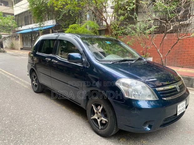 Toyota Raum 2004 Blue