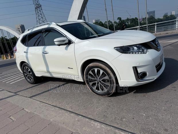 Nissan X-Trail 2017 Pearl