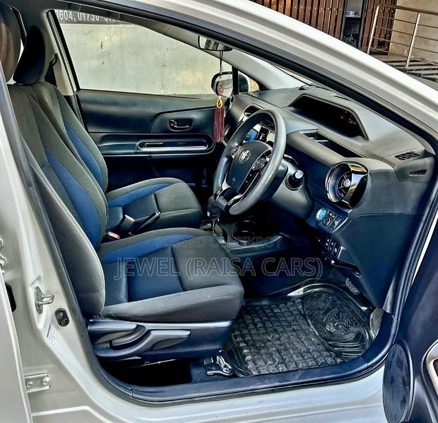 Toyota Aqua 2019 Pearl