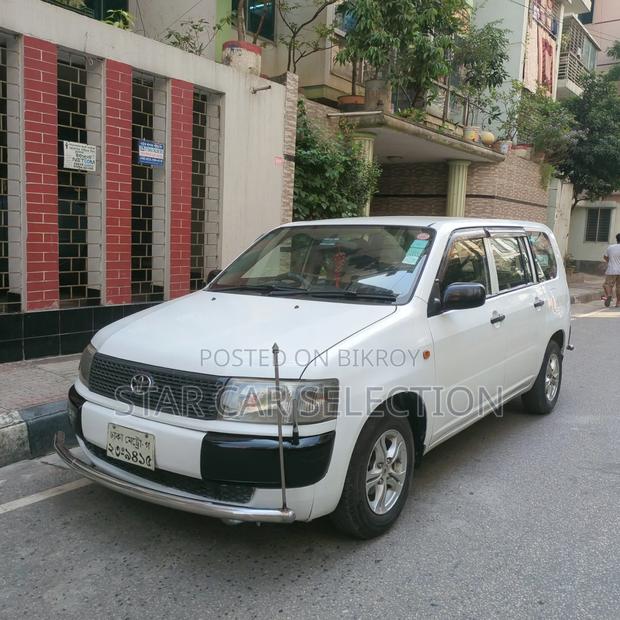 Toyota Probox 2004 White