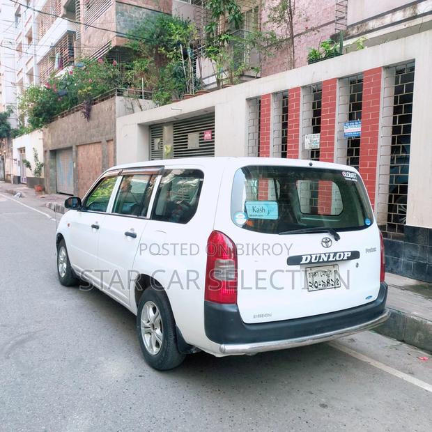Toyota Probox 2004 White