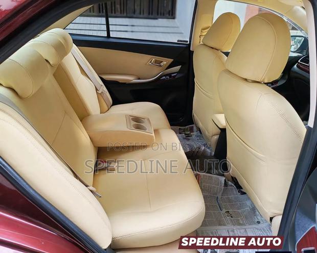 Toyota Premio 2017 Maroon