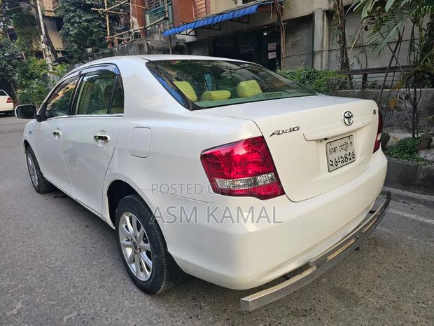 Toyota Axio 2011 Pearl