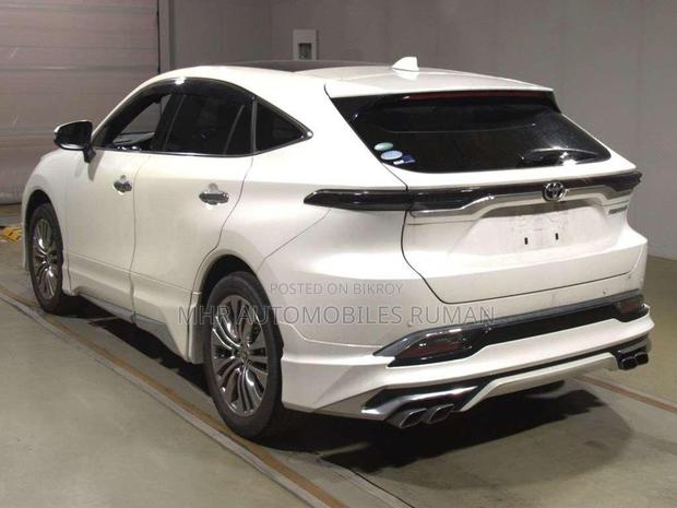 Toyota Harrier 2.0 2021 Pearl