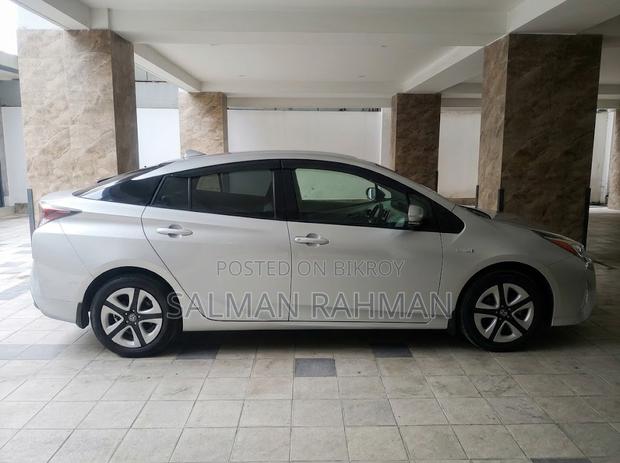 Toyota Prius 2018 Silver