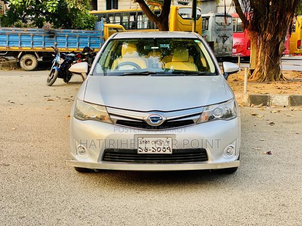 Toyota Axio 2014 Silver
