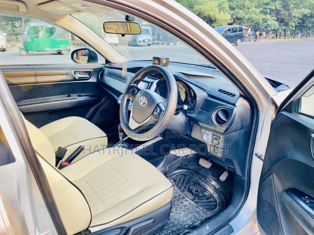 Toyota Axio 2014 Silver