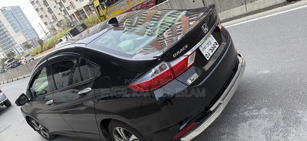 Honda Grace 2016 Black