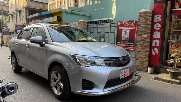 Toyota Axio 2013 Silver