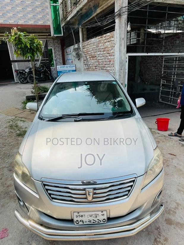 Toyota Premio 2010 Silver