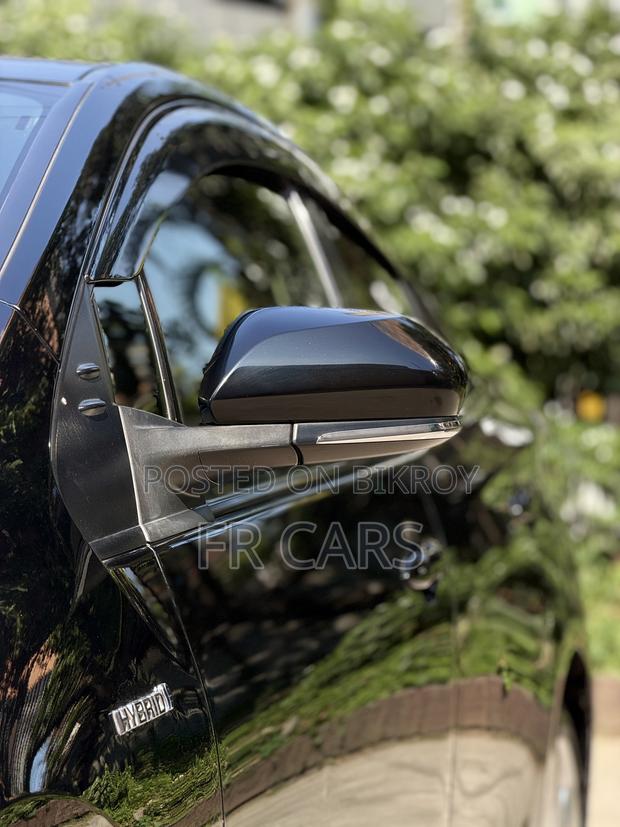 Toyota Prius Four Touring 2018 Black