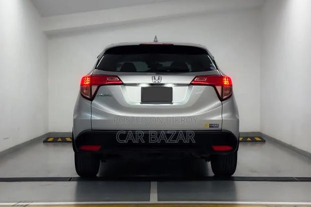 Honda Vezel 1.5 2WD 2014 Silver