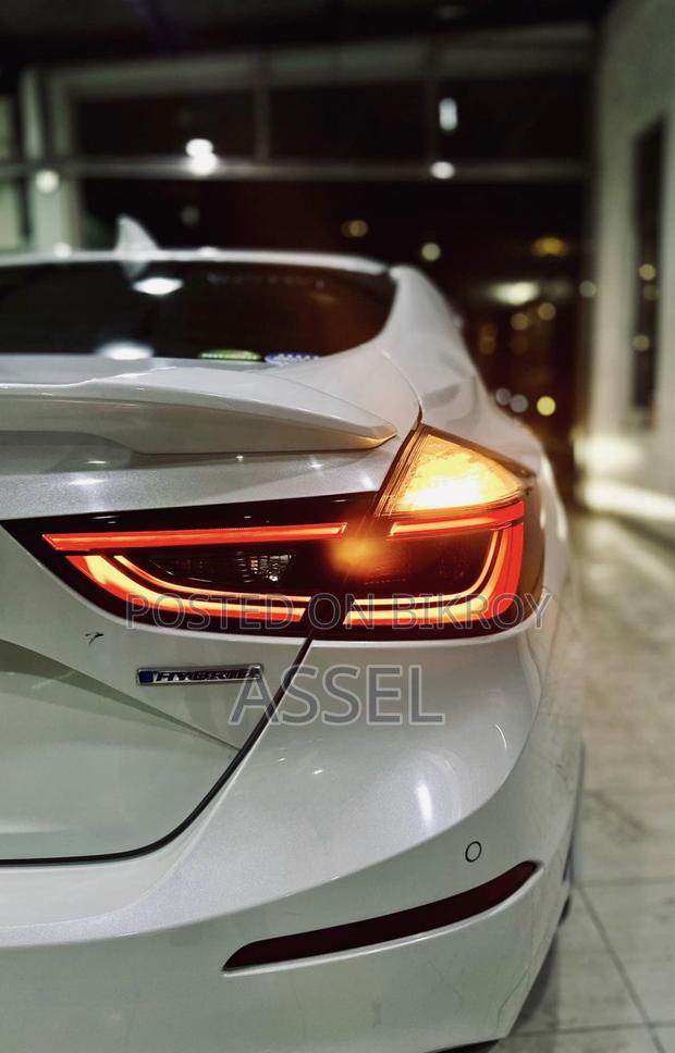 Honda Insight EX 2019 Pearl