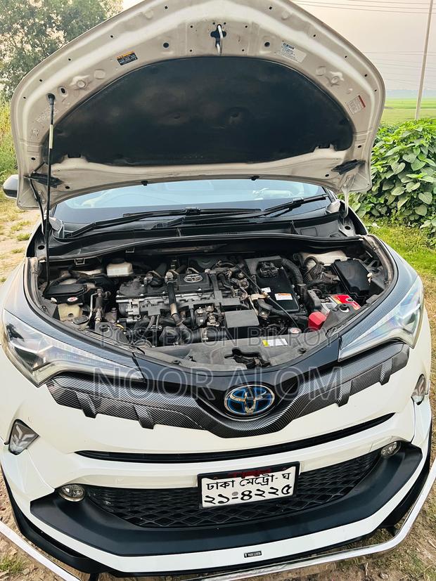 Toyota C-HR 2017 Pearl