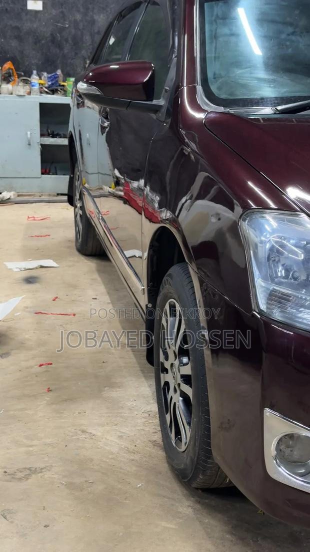 Toyota Premio 2012